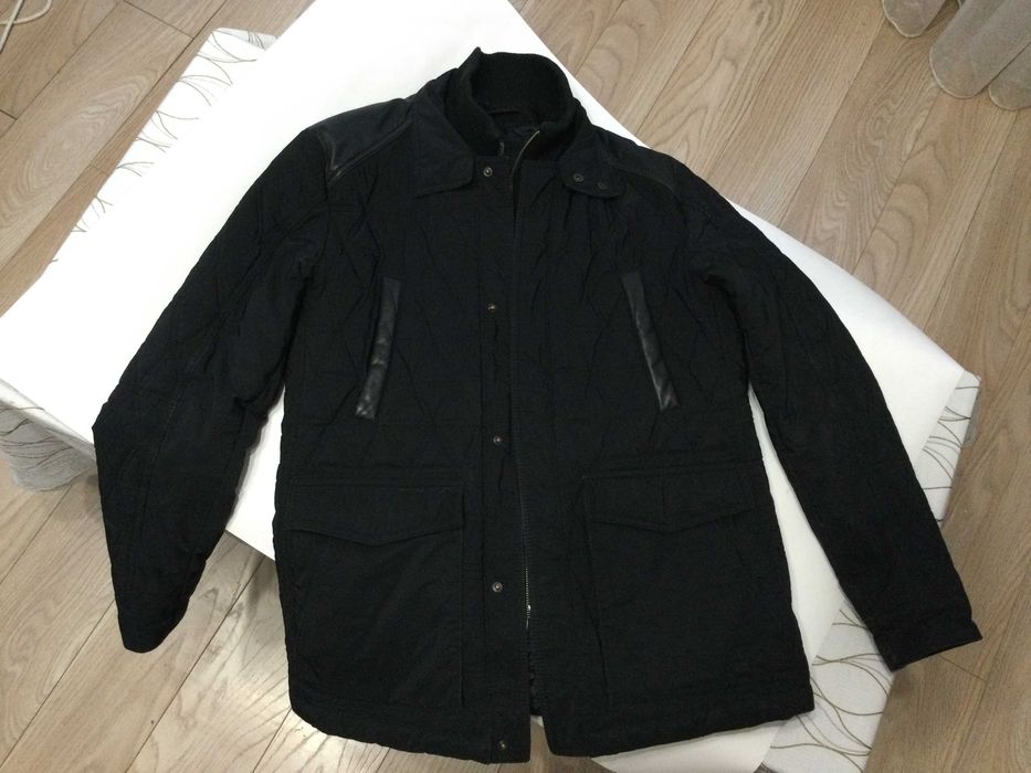 Продам   демисезонную мужскую куртку "ENRIKOMARINELLI" оригинал