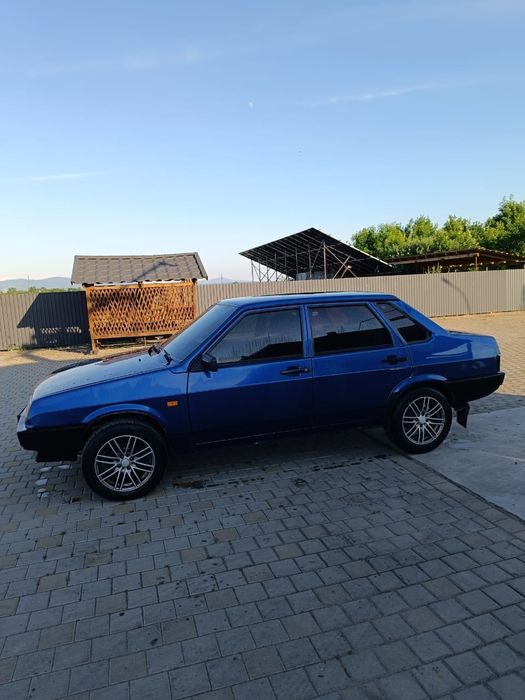 Продам автомобіль ВАЗ 21099