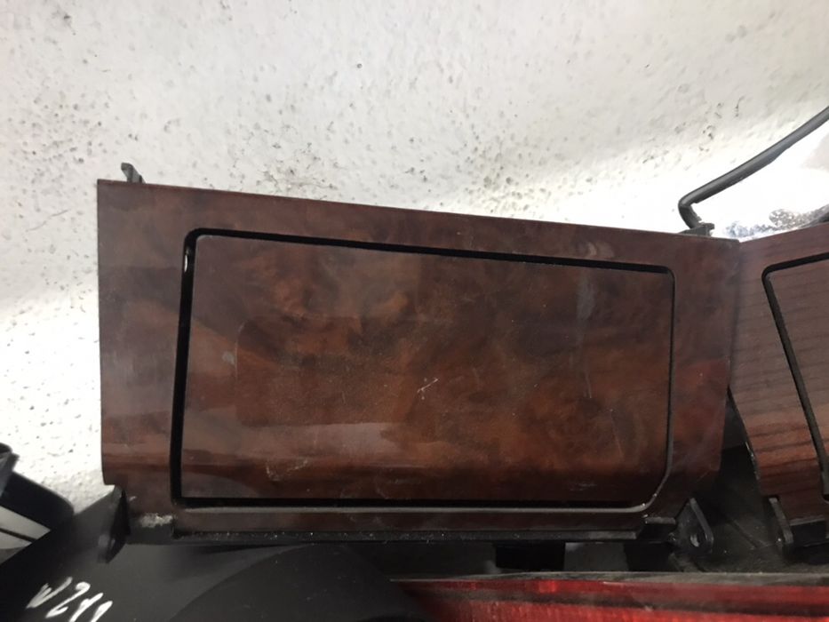 Madeiras Diversas Mercedes W210 W124 W201 W202 R170