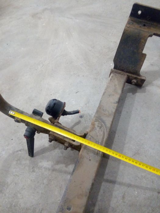 Фаркоп на Kia Ceed