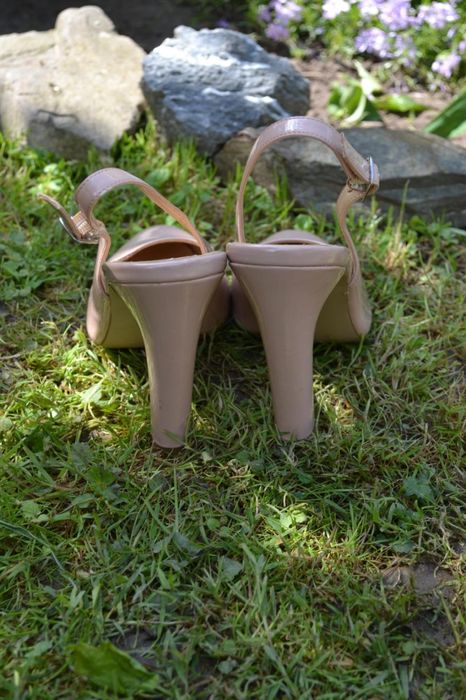 Туфлі,каблуки в пудровому кольрі