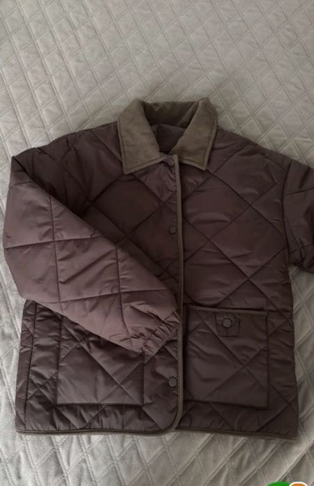 Куртка жіноча М/L