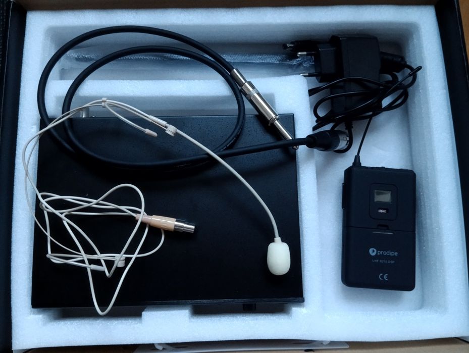 Mikrofon nauszny zestaw