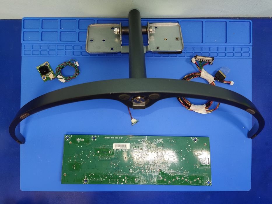 Плата, настольная подставка на монитор 27" Philips E-Line 276E8VJSB