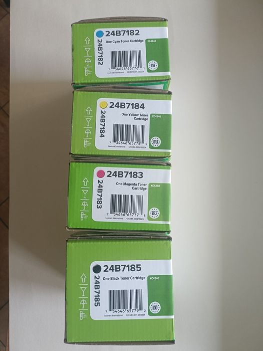 ORGINALNY komplet  Lexmark XC4240 24B7182, 24B7183, 24B7184, 24B7185
O
