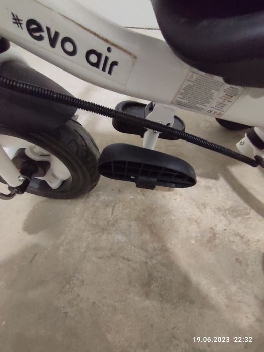 Wózek z funkcją rowerka