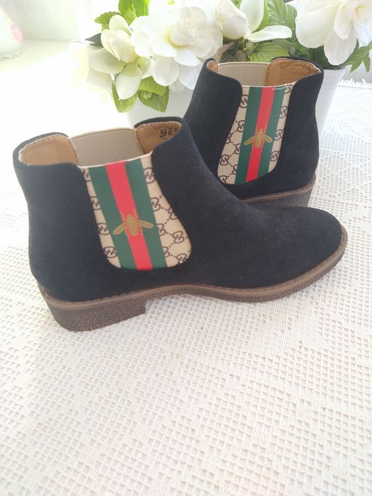 Botas pretas tipo camurça - Yes Smile - Tamanho 37 - Novas!