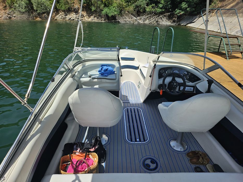 Barco Eurocrown 19 BR