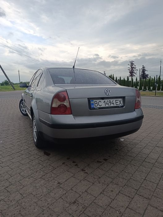 Volkswagen Passat 2002 VIN WVWZZZ3BZ2E278171 фото оголошення 8 з 24