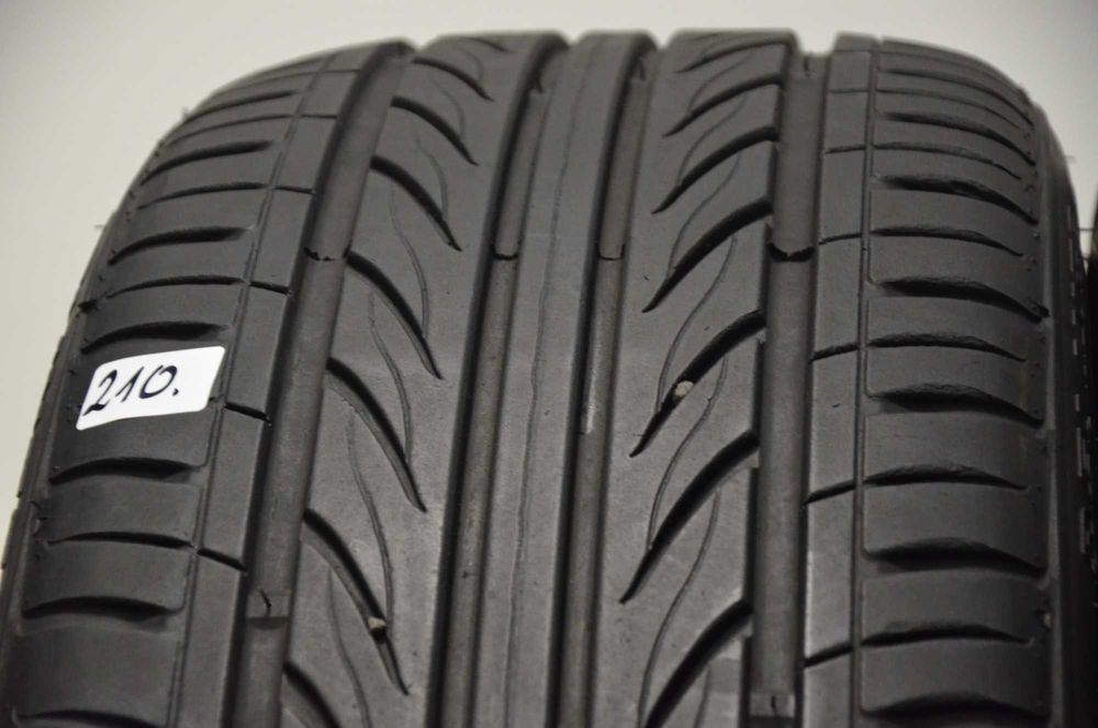 ROK 2021, 225/40 R19 Delinte Thunder D7 Letnie para nr210