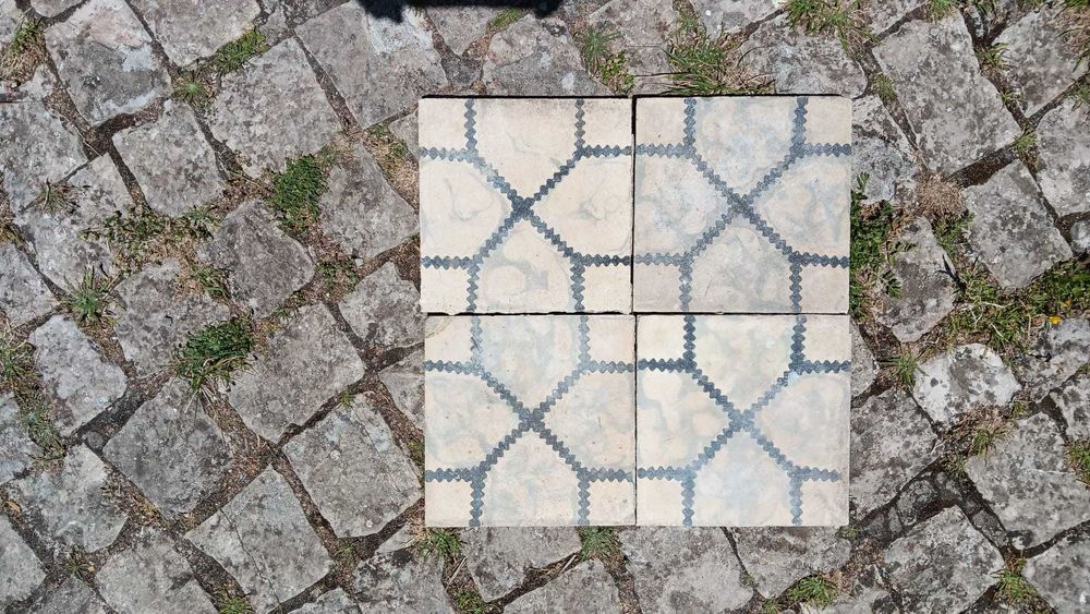 Azulejos hidráulicos antigos