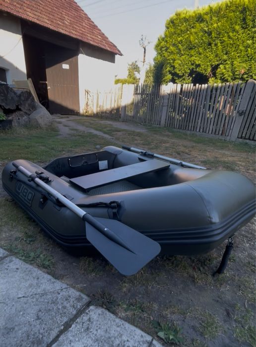 Ponton Karpiowy Ultimatte 180