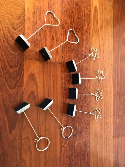 9 Photo Holders64585412372225120