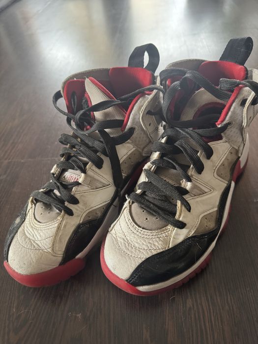 Buty Nike Air Jordan 1, rozmiar 39