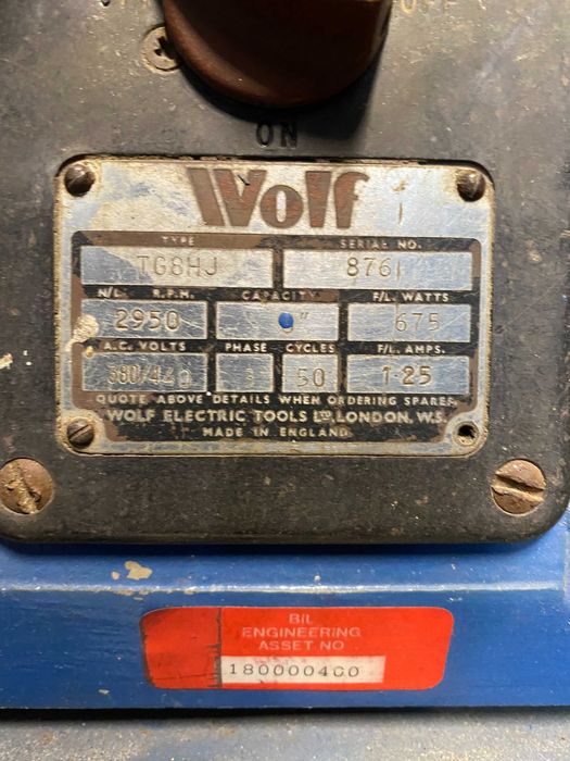 Szlifierka Stołowa stojąca dwutarczowa WOLF