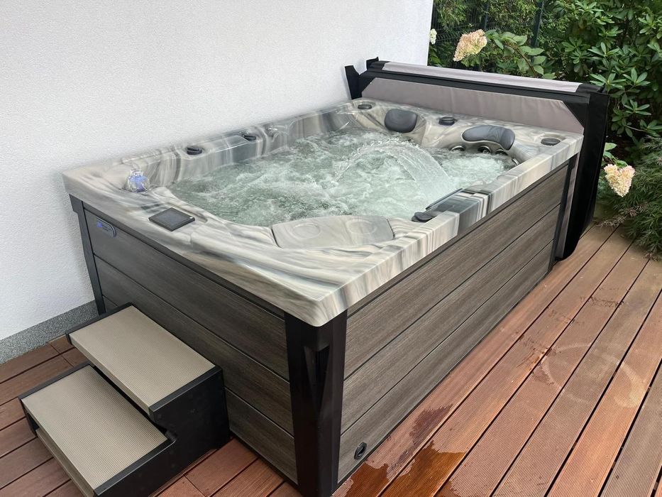 NEW Dżakuzi ogrodowe spa TOPAZ PlatinumSpas 3-os. wodospad ozonator