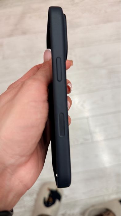 Чехол aple 16pro оригинал с comfi