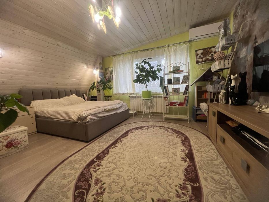 Дом 130 м2 в Хаджибейском районе. Район Шустов, дом в два этажа