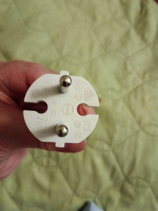 Продам фен Saturn