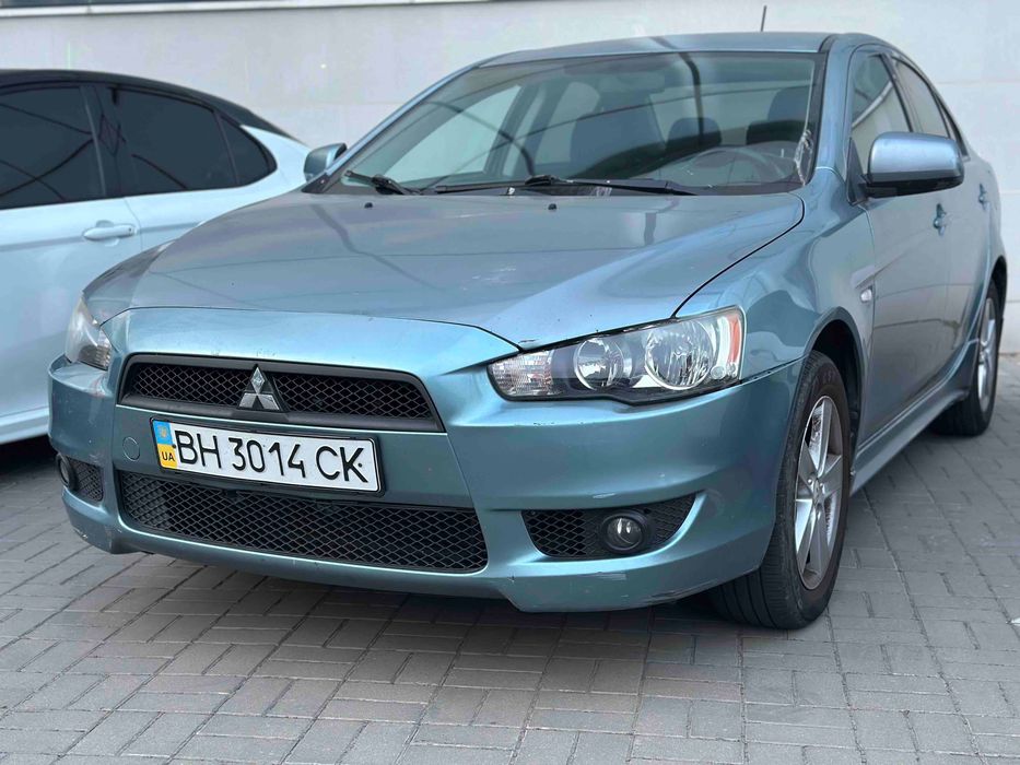 Mitsubishi Lanser