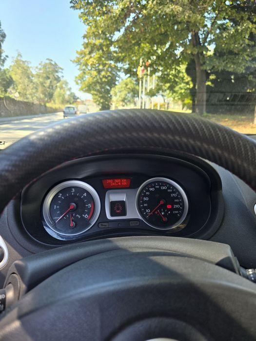 Renault Clio 1.5 dCi RipCurl