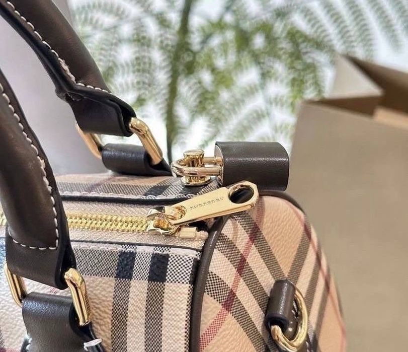 Burberry сумка жіноча бежева alo louis loro christian женская