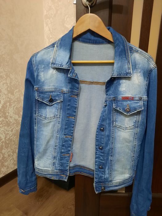 Джинсовий піджак