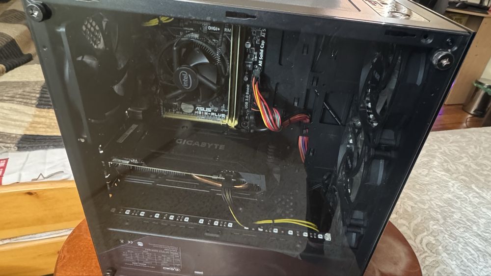 Komputer gamingowy + karta graficzna