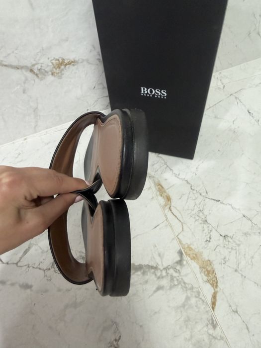 Klapki skóra Hugo Boss czarne 38 oryginał