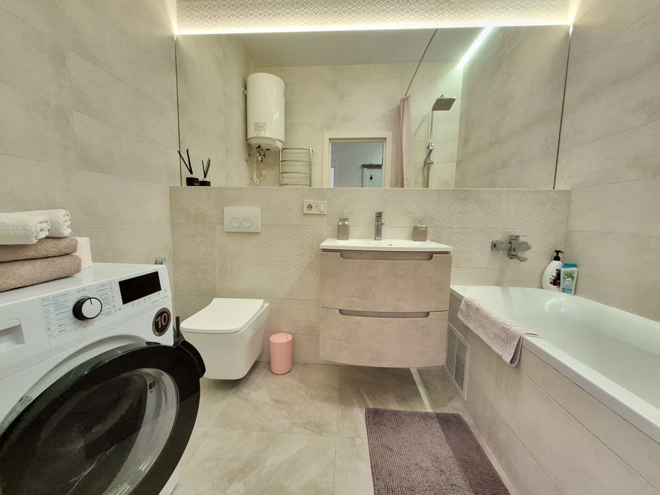 Apartments ЖК ТЕАТРАЛЬНИЙ 2+ 2