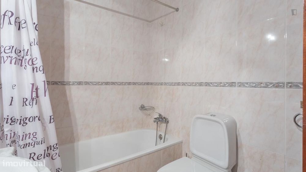 Apartamento com 2 quartos - localizado em Madalena Porto