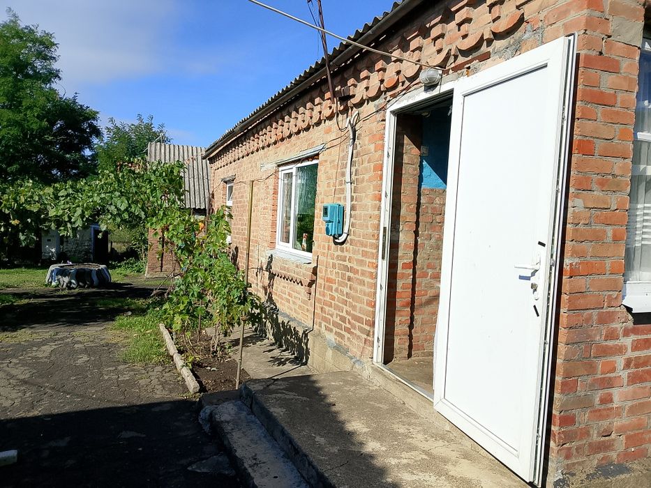 Продається будинок в селі Новоолександрівка