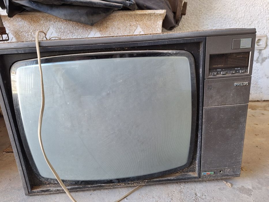 Televisão  Philips  Antiga