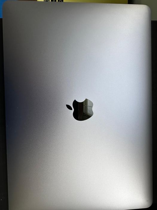 Ноутбук Apple MacBook Pro 13