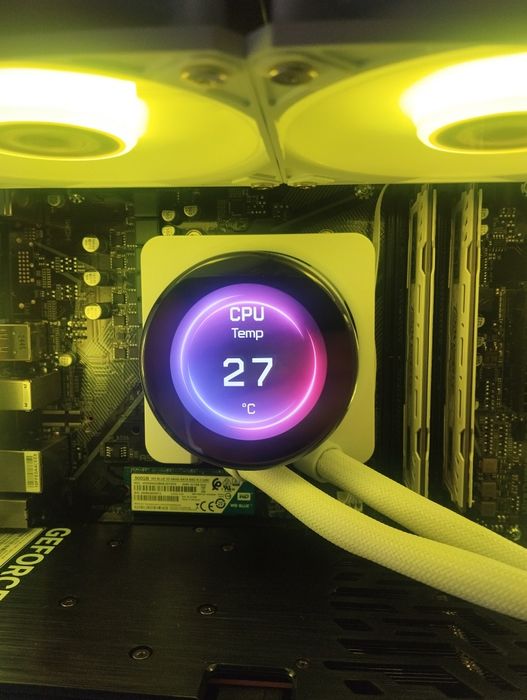 Pc Gamer Ryzen 7 5700, RTX 5060, 16 GB DDR4