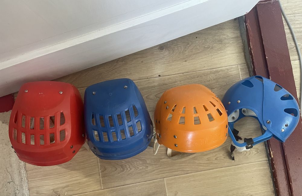 Винтаж СССР 1970х Легендарный Коллекционный Шлем SALVO(Made in Estonia) Клон JAFO. Хоккей,Вело,Мото,Ролики или просто для Антуража. Состояние 9+ из 10