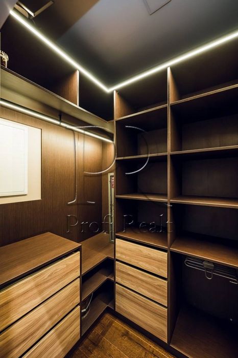 Продаж 2кім кварт УНІКАЛЬНИЙ РЕМОНТ Меблі/Техніка Лісова казка м.Лісов