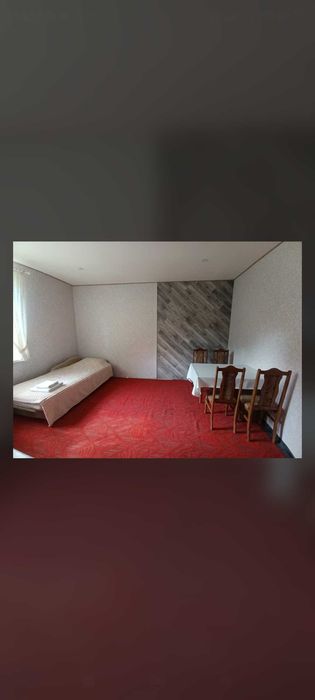 Продам будинок з частковим ремонтом