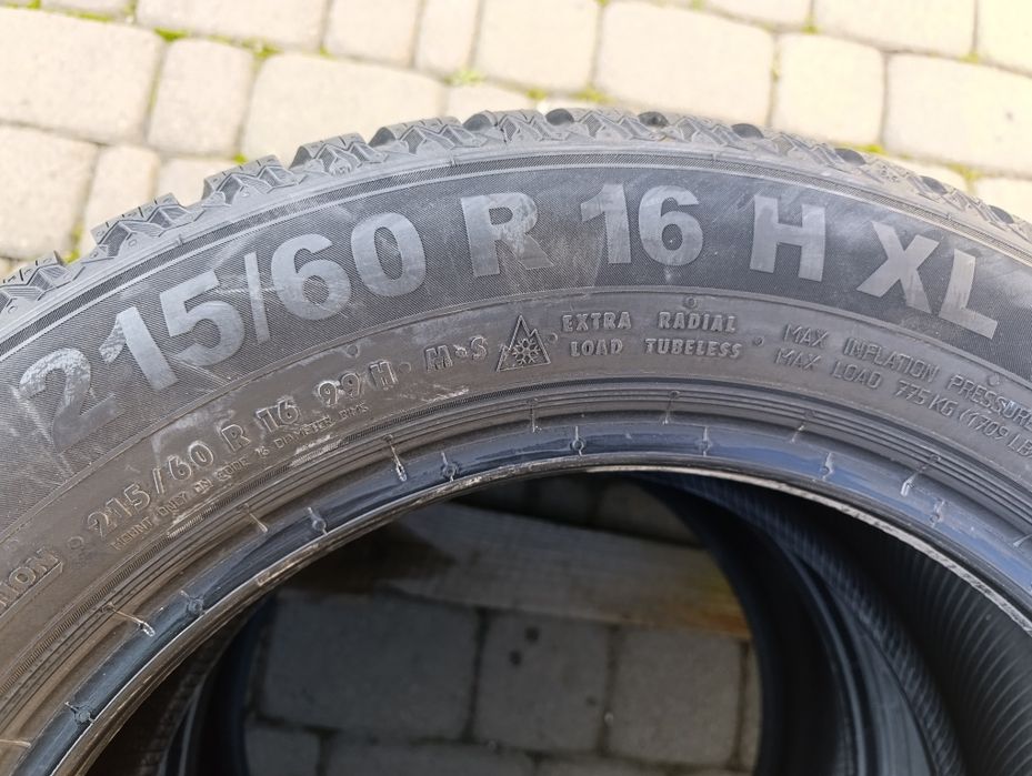 215 60 R16 Semperit