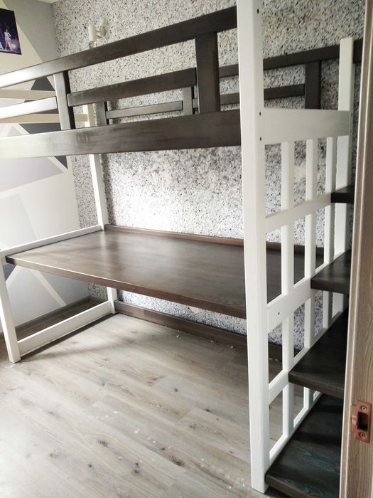 дерев'яне ліжко-горище (190*90) зі столом