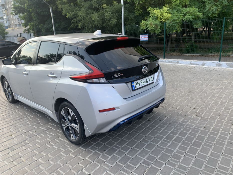 nissan leaf 2021 64kwh