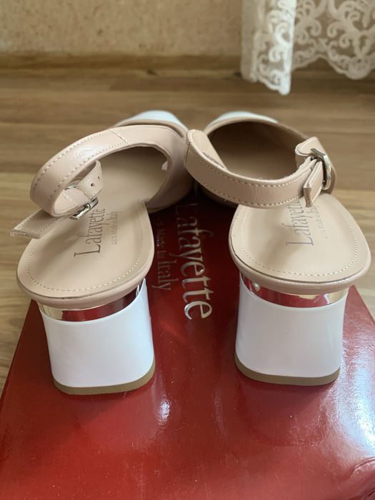 Полутуфлі жіночі шкіряні