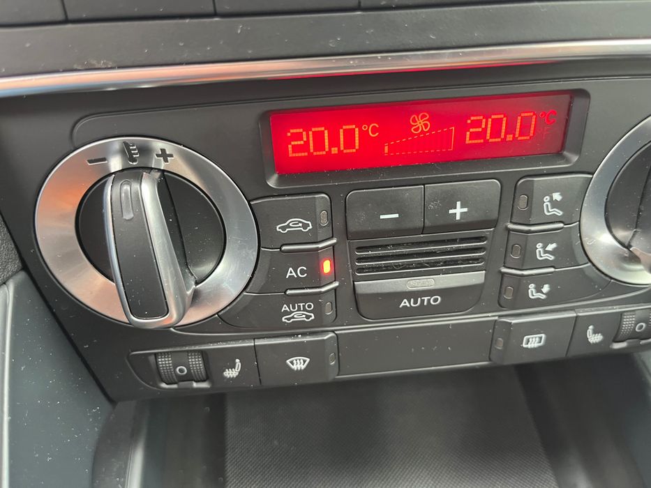 Automóvel Audi A3 sportback 2.0 TDI 140cv
