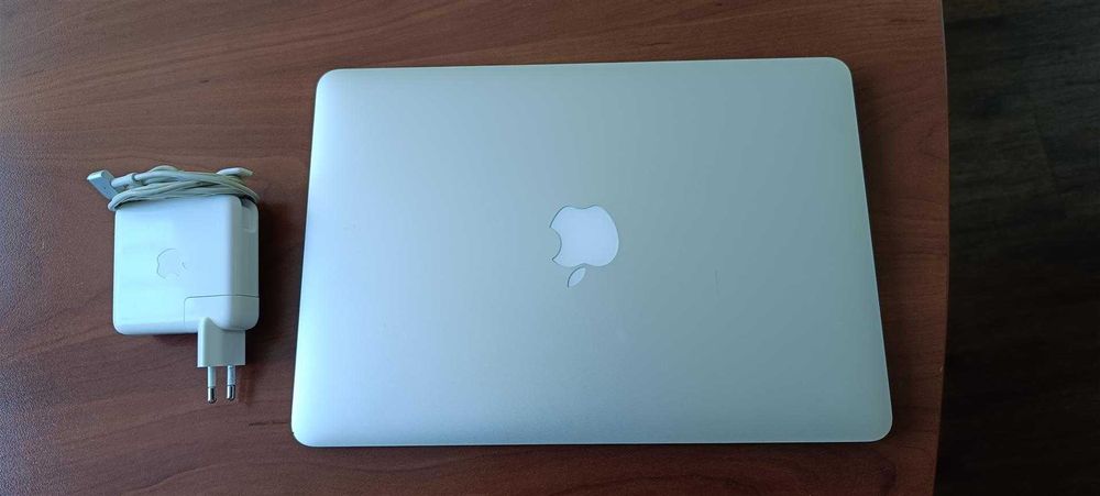 MacBook Pro 13" Early 2013 i7 3GGz 751 GB