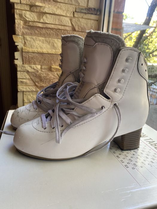 Продам ковзани Jackson Supreme 5300 .