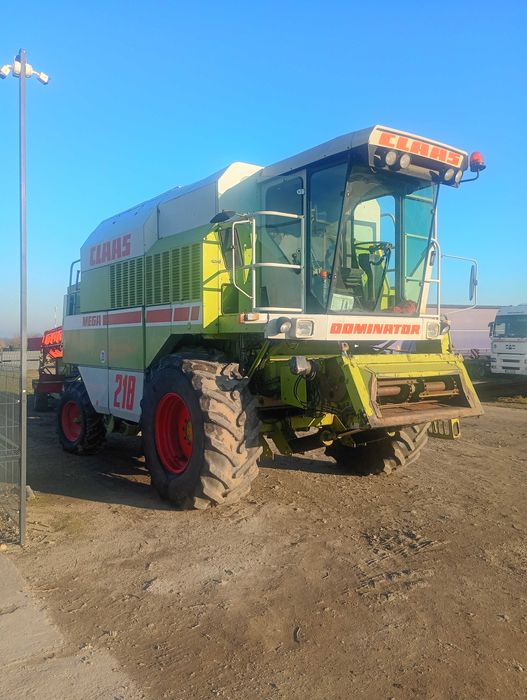Claas dominator 218