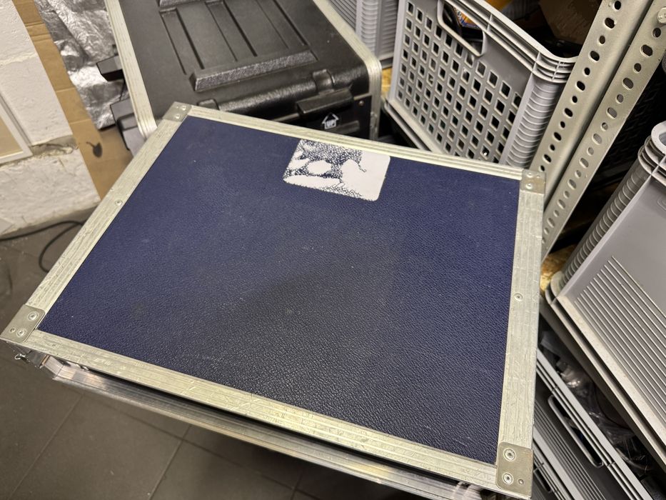 Skrzynia rack 2U 40cm wysoka jakość