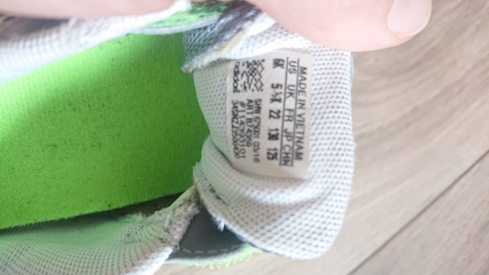 Adidasy dla chłopca 22
