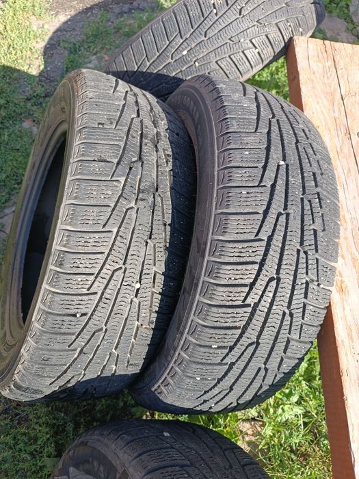 Зимняя резина Nokian Nordman 195 60 R15 ,7-8 мм протектор