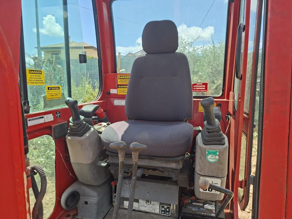 Mini giratória yanmar